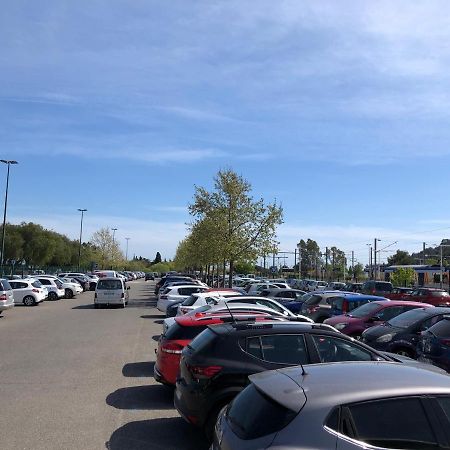 A La Gare ! T2 Hyeres Apartment Bagian luar foto