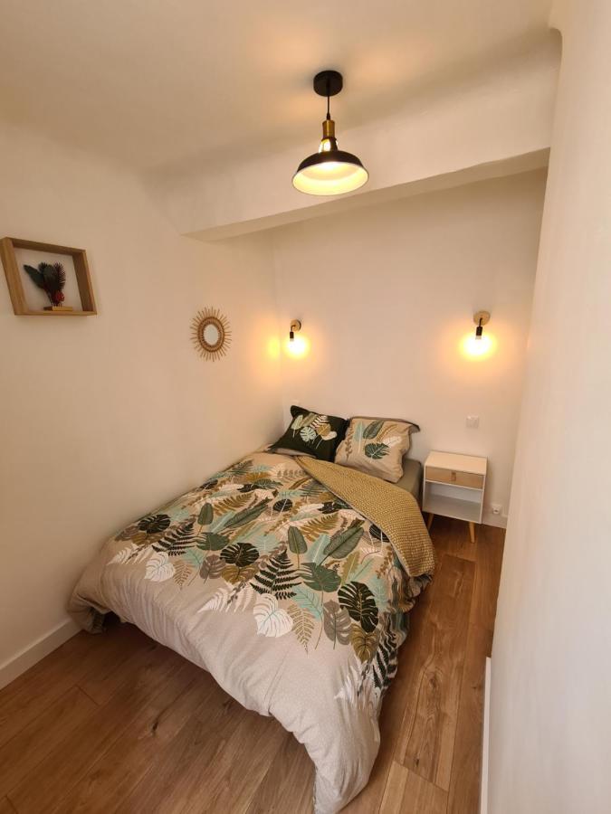 A La Gare ! T2 Hyeres Apartment Bagian luar foto
