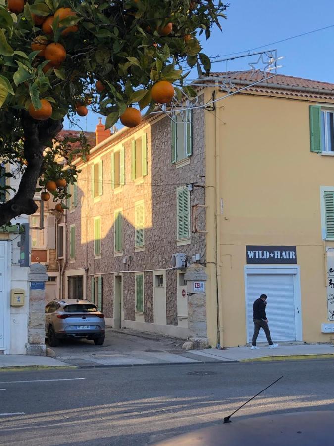 A La Gare ! T2 Hyeres Apartment Bagian luar foto