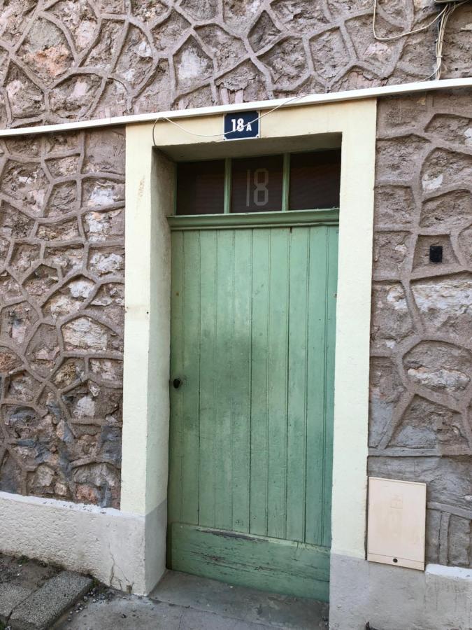 A La Gare ! T2 Hyeres Apartment Bagian luar foto